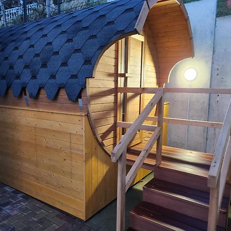 Haus Strandkoerv Mit Fass-Sauna Loddin Exterior foto